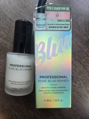 NIB Prettyskin Professional Pore Blur Primer